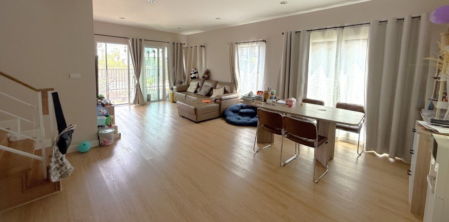 House in Phuket, Thailand 3 bedrooms № 168934