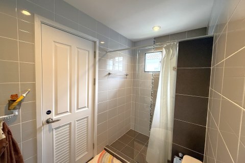 House in Phuket, Thailand 3 bedrooms № 168934 - photo 10