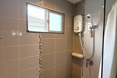 House in Phuket, Thailand 3 bedrooms № 168934 - photo 11