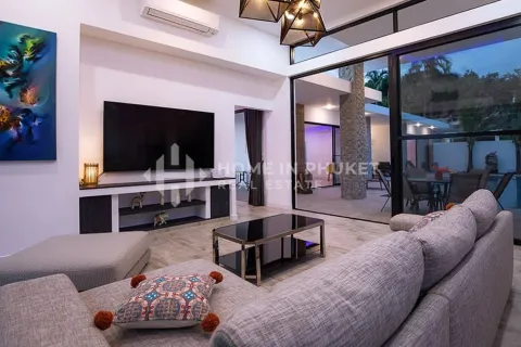 House in Rawai, Thailand 5 bedrooms № 149672 - photo 8