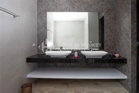 House in Rawai, Thailand 5 bedrooms № 149672 - photo 25