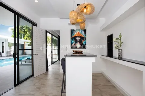 House in Rawai, Thailand 5 bedrooms № 149672 - photo 16