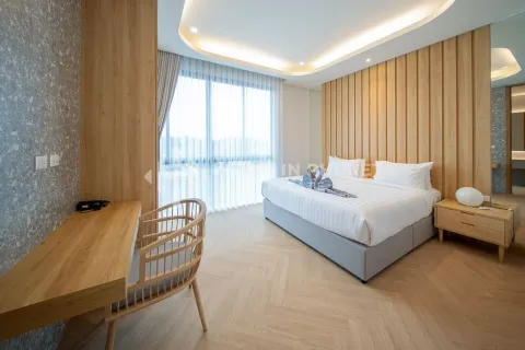 House in Phuket, Thailand 4 bedrooms № 149669 - photo 9