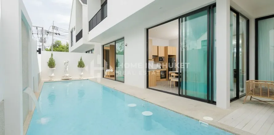 House in Phuket, Thailand 4 bedrooms № 149669