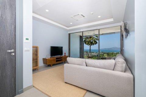 Condo in Phuket, Thailand, 2 bedrooms  № 138720 - photo 2