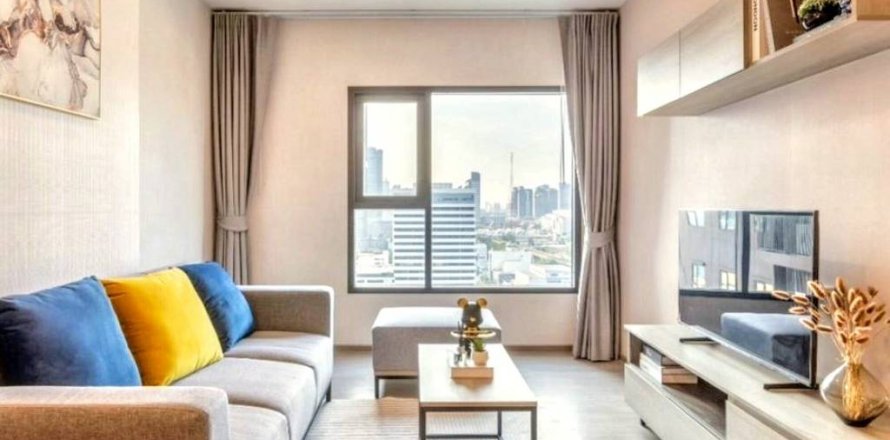 Condo in Bang Kapi, Bangkok, Thailand, 2 bedrooms  № 117357