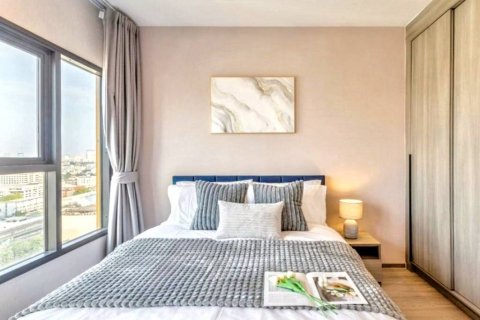 Condo in Bang Kapi, Bangkok, Thailand, 2 bedrooms  № 117357 - photo 8