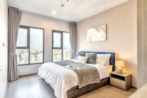 Condo in Bang Kapi, Bangkok, Thailand, 2 bedrooms  № 117357 - photo 6