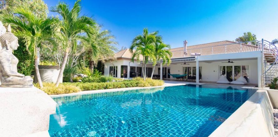 Вилла в Хуа Хине, Таиланд с 4 спальнями  № 117356