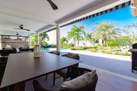 Вилла в Хуа Хине, Таиланд с 4 спальнями  № 117356 - фото 9