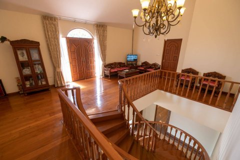 House in Chiang Mai, Thailand 5 bedrooms № 121897 - photo 11