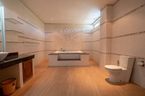 House in Chiang Mai, Thailand 5 bedrooms № 121897 - photo 18