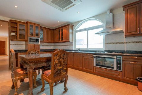 House in Chiang Mai, Thailand 5 bedrooms № 121897 - photo 8