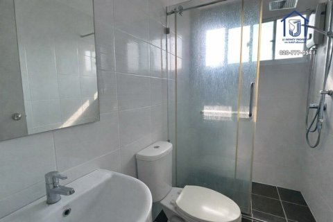 Maison à Pak Kret, Thaïlande 3 chambres № 173333 - photo 13