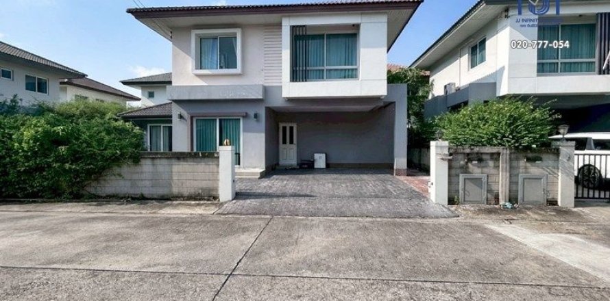 Maison à Pak Kret, Thaïlande 3 chambres № 173333