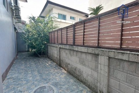 Maison à Pak Kret, Thaïlande 3 chambres № 173333 - photo 16