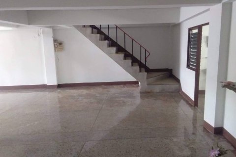 Centre commercial à Kabin Buri, Thaïlande № 173332 - photo 4