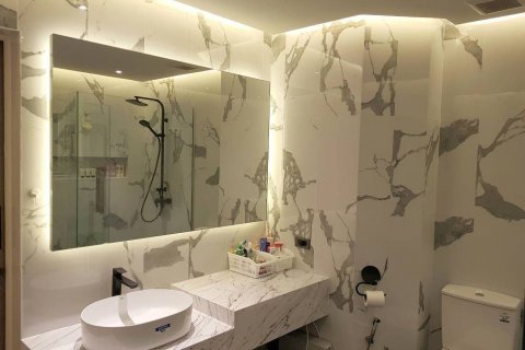 Кондоминиум с 2 спальнями в Банг Раке, Бангкок, Таиланд № 136464 - фото 14