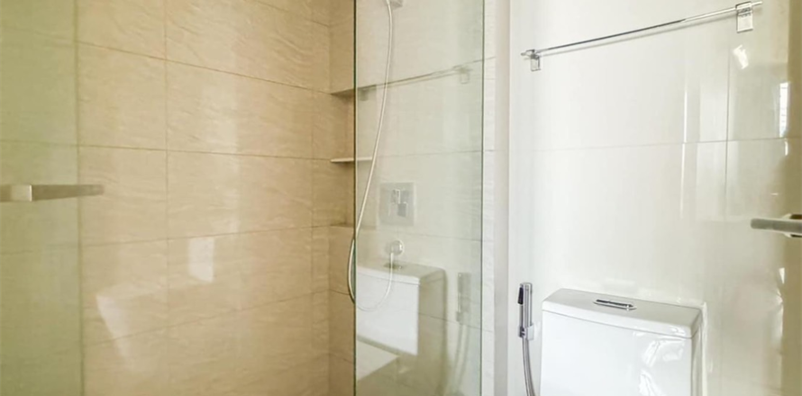Condo in Bangkok, Thailand, 2 bedrooms № 184346