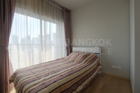 Condo in Bangkok, Thailand, 2 bedrooms № 184342 - photo 4