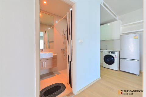 Condo in Bangkok, Thailand, 2 bedrooms № 184342 - photo 3