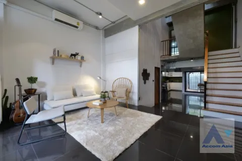 Reihenhaus in Watthana, Bangkok, Thailand 5 Schlafzimmer № 215536 - Foto 4
