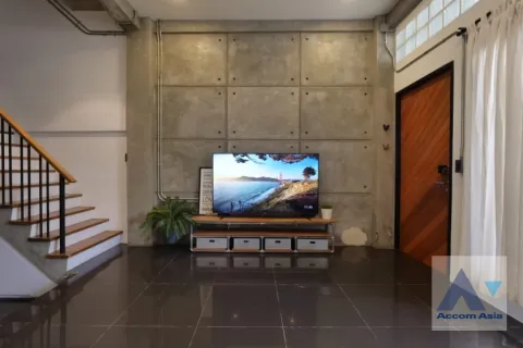 Reihenhaus in Watthana, Bangkok, Thailand 5 Schlafzimmer № 215536 - Foto 8