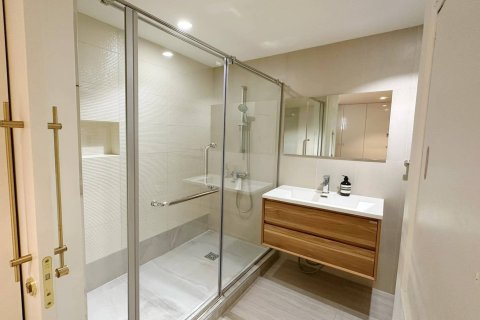 Condo à Bangkok, Thaïlande, 2 chambres  № 181115 - photo 15