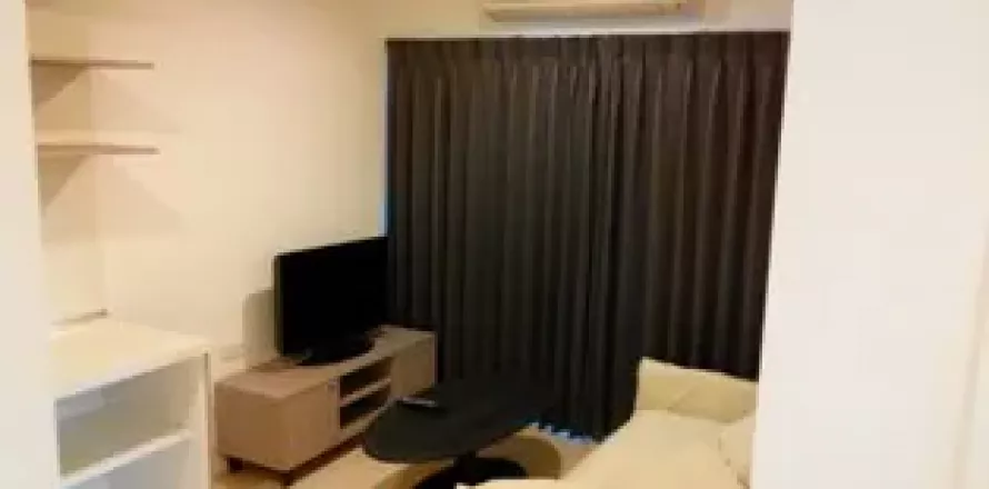 Condo à Phra Khanong, Bangkok, Thaïlande, 2 chambres  № 137606