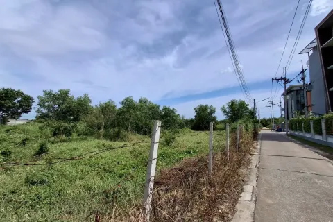 Land in Rayong, Thailand 3202 sq.m. № 137608 - photo 10