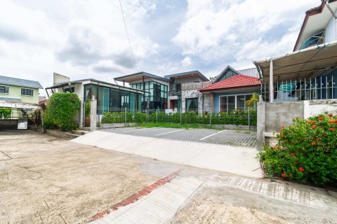 Дом в Бангкхэ, Бангкок, Таиланд с 7 спальнями  № 137603 - фото 3