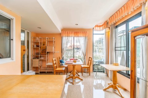 Дом в Бангкхэ, Бангкок, Таиланд с 7 спальнями  № 137603 - фото 4