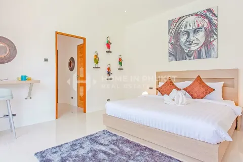 House on Nai Harn Beach, Thailand 4 bedrooms № 146674 - photo 10