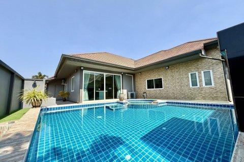 House in Bang Lamung, Thailand 3 bedrooms № 158742