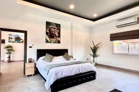 House in Bang Lamung, Thailand 3 bedrooms № 158742 - photo 13