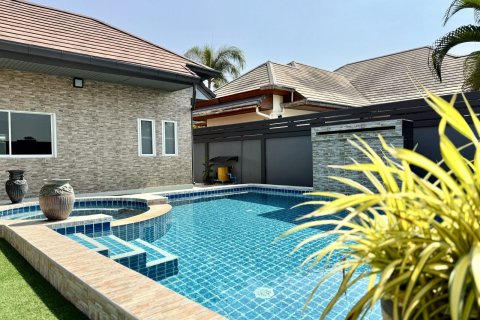 House in Bang Lamung, Thailand 3 bedrooms № 158742 - photo 24