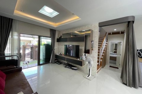 Дом в Суан Луанге, Бангкок, Таиланд с 3 спальнями  № 151701 - фото 7