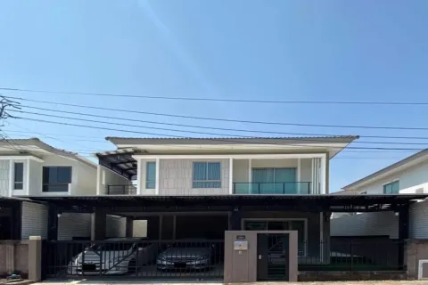 Дом в Суан Луанге, Бангкок, Таиланд с 3 спальнями  № 151701 - фото 1