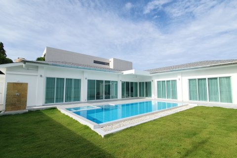 Villa à Phuket, Thaïlande 3 chambres № 151699 - photo 1