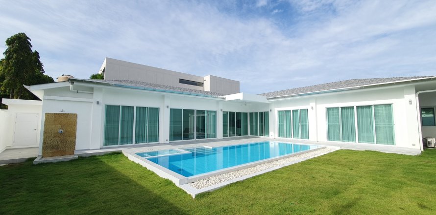 Villa à Phuket, Thaïlande 3 chambres № 151699