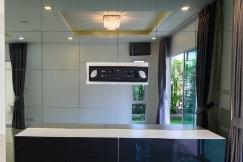 Condo in Pattaya, Thailand, 2 bedrooms № 170307 - photo 11