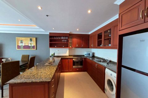 Condo in Pattaya, Thailand, 2 bedrooms № 170308 - photo 8