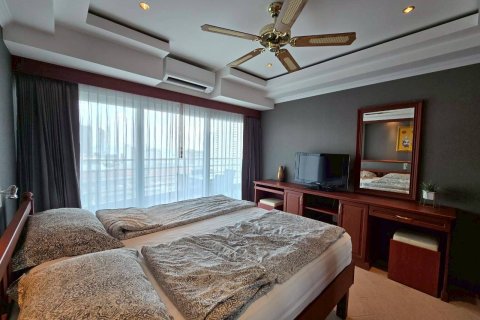 Condo in Pattaya, Thailand, 2 bedrooms № 170308 - photo 14