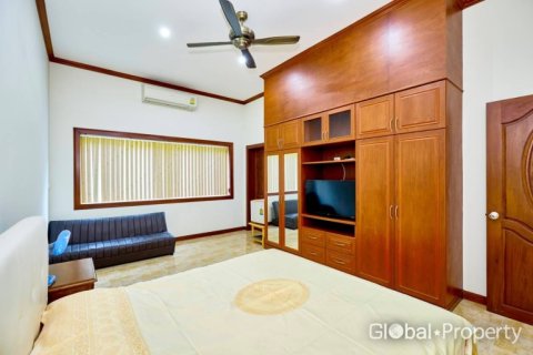 Maison à Pattaya, Thaïlande 6 chambres № 170430 - photo 13