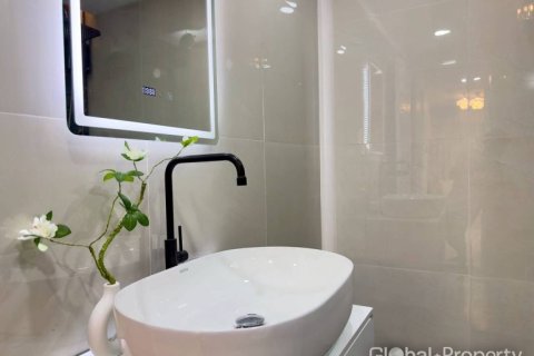 House in Pattaya, Thailand 3 bedrooms № 170427 - photo 17