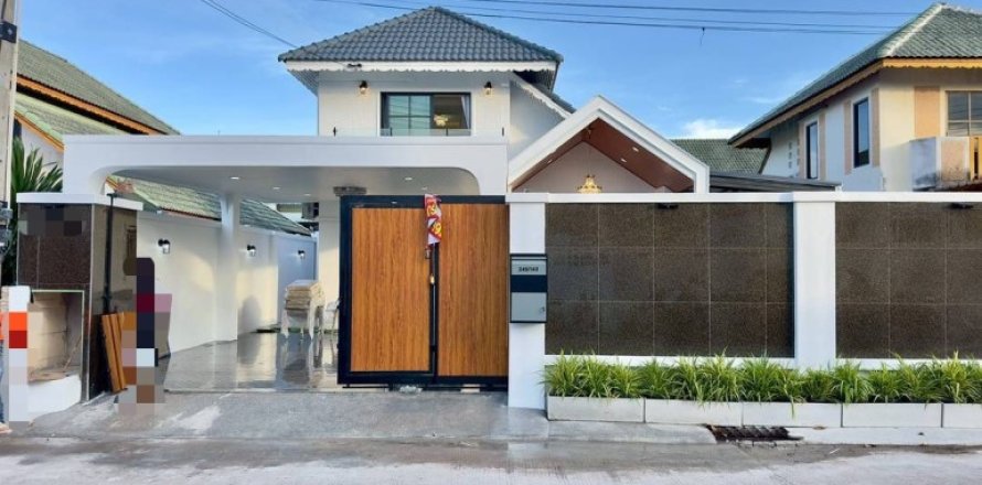 House in Pattaya, Thailand 3 bedrooms № 170427