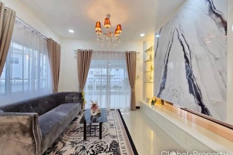 House in Pattaya, Thailand 4 bedrooms № 170429 - photo 7