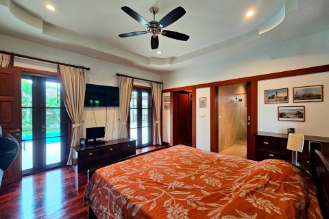 Villa in Hua Hin, Thailand 4 bedrooms № 169062 - photo 23