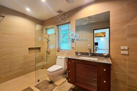 Villa in Hua Hin, Thailand 4 bedrooms № 169062 - photo 19