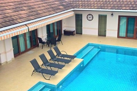 Villa in Hua Hin, Thailand 4 bedrooms № 169062 - photo 15